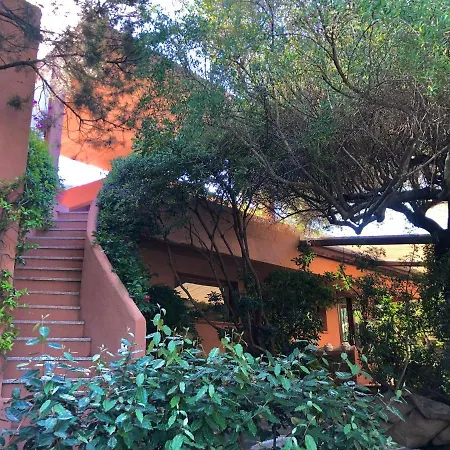 Apartment 4 *