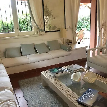 Apartment 4